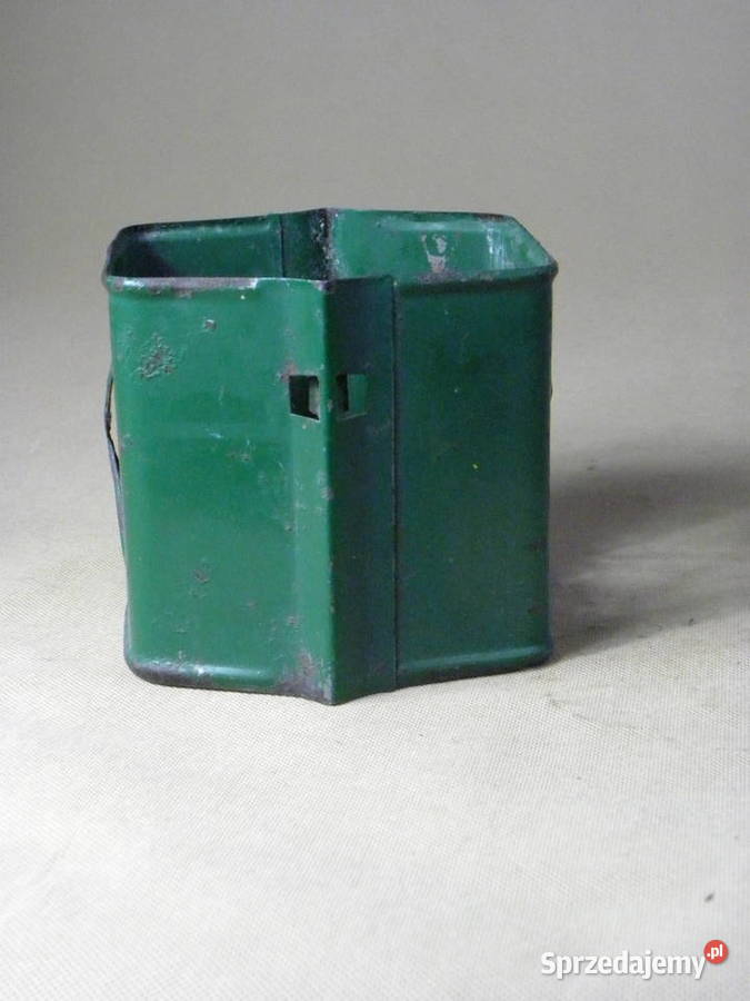 Metalowa osłona drogowa polskiej lampy naftowej Legnica