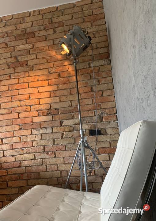 Oświetlenie teatralne PRL lampa Vintage loft wielkopolskie Poznań