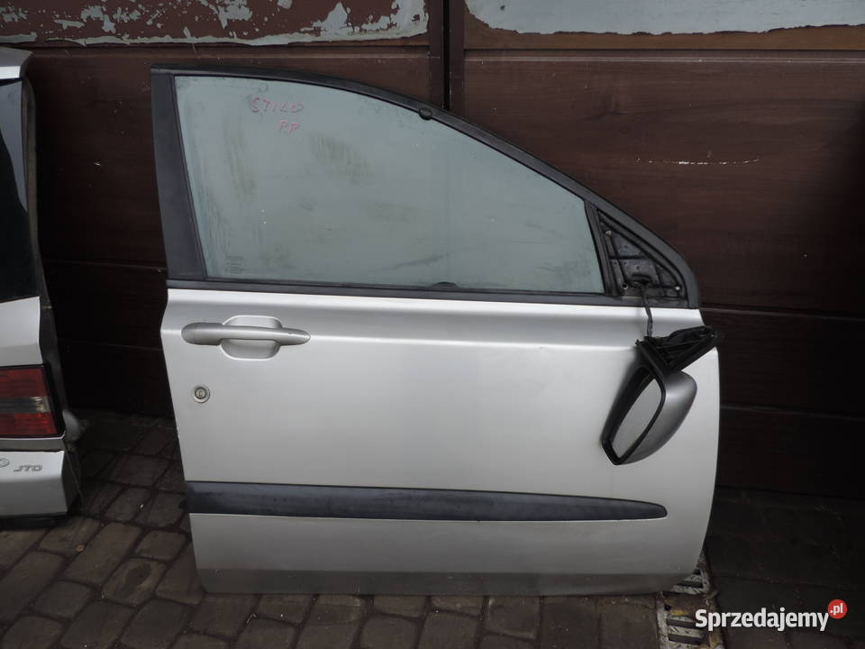 DRZWI PRAWY PRZÓD FIAT STILO 1 KOMBI KOLOR 647 Drzwi Części samochodowe Nowy Sącz