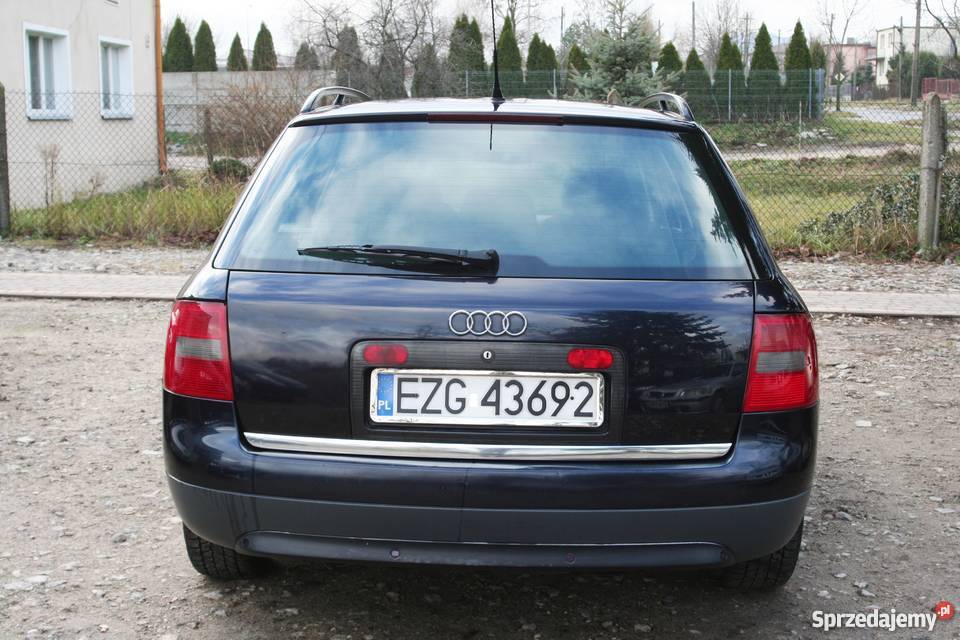 Audi A6 19 TDI kombi stan niebieskie wnętrze