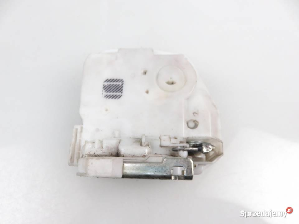 ZAMEK PRAWY TYLNY MITSUBISHI ASX