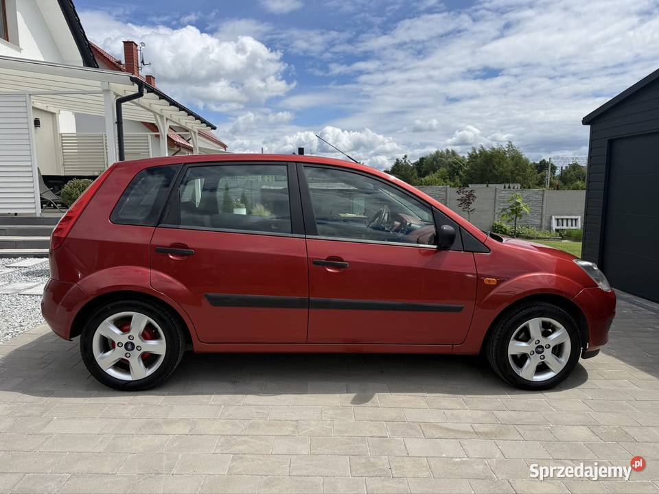Ford Fiesta 14 benzyna LIFT Klimatyzacja Super Bierutów sprzedam