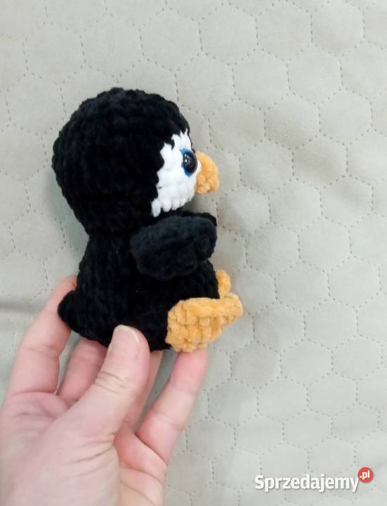 Pingwin wykonany na szydełku Rękodzieło sprzedam