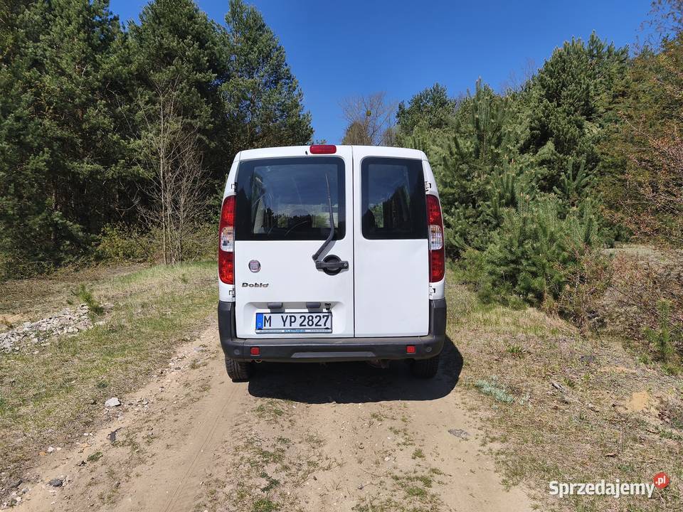 Fiat Doblo 16 Benzyna Klima 5 osobowy z Niemiec ABS