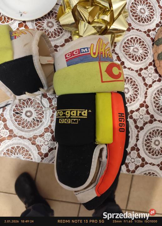 Rękawice hokejowe Rękawice Skawina