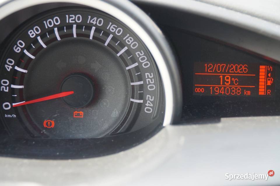 Toyota Verso 18 automat 7 siedzeń salon Polska