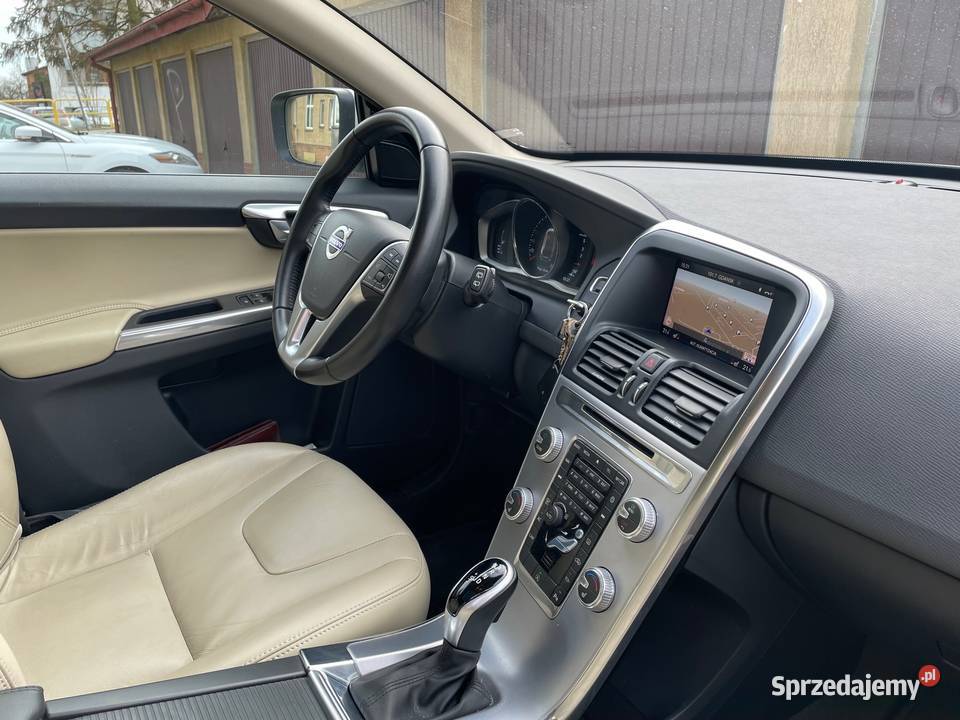 Volvo XC 60 PIERWSZY WŁAŚCICIEL SALON POLSKA elektrochrom. lusterka boczne XC 60 pomorskie sprzedam