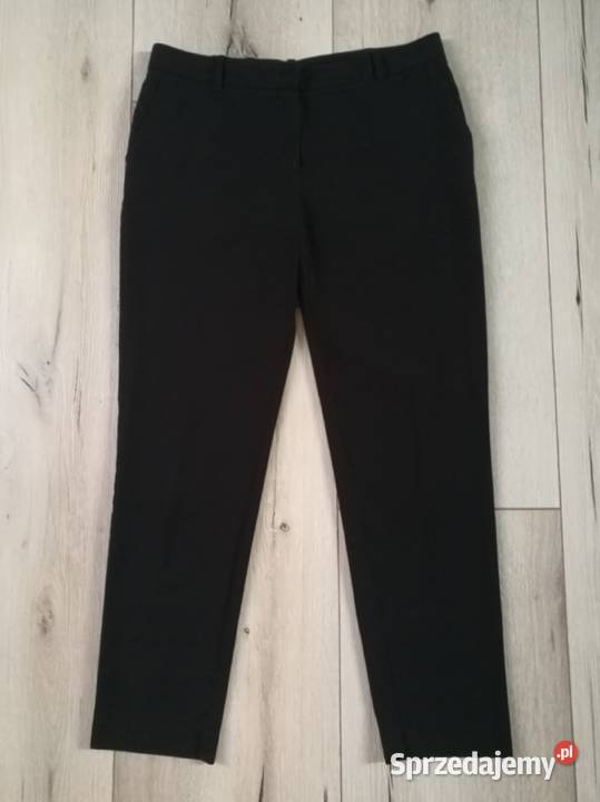 Damskie spodnie cygaretki w kant MANGO podkarpackie