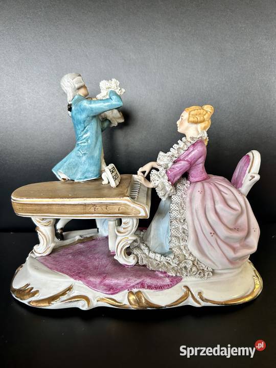 Porcelanowa figurka muzykujących dworzan biskwit śląskie Zbrosławice sprzedam