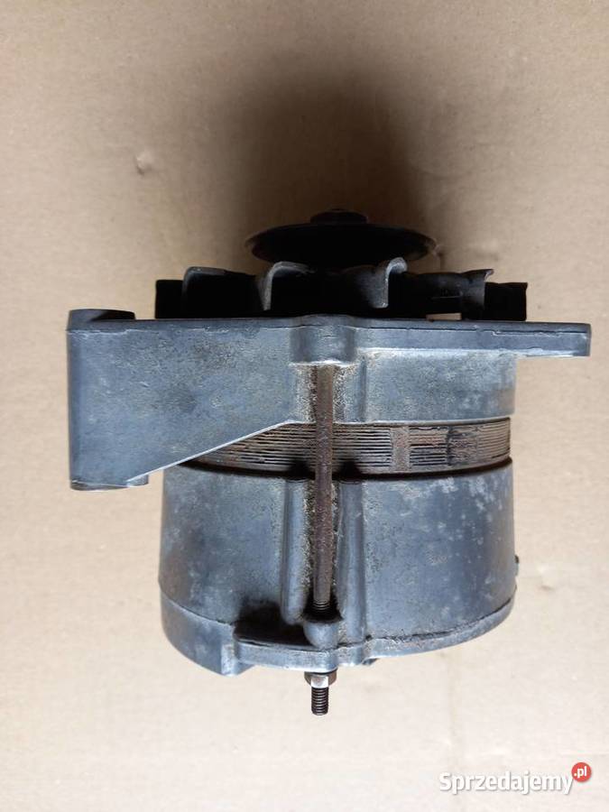 Mercedes W 108 W 109 V8 alternator 14V 55A Bukownica sprzedam
