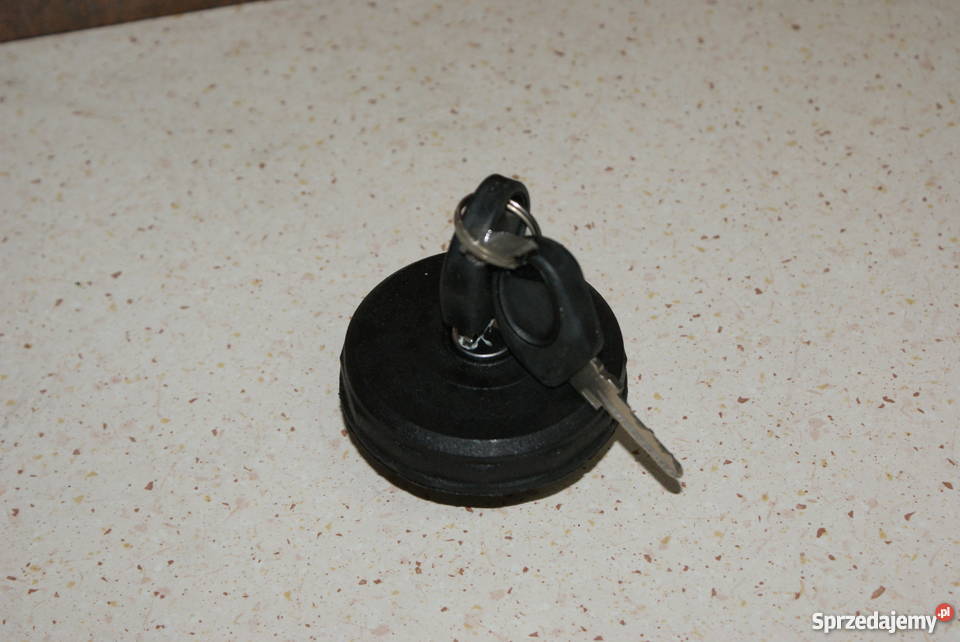 korek paliwa 126p fl nowy Białobrzegi