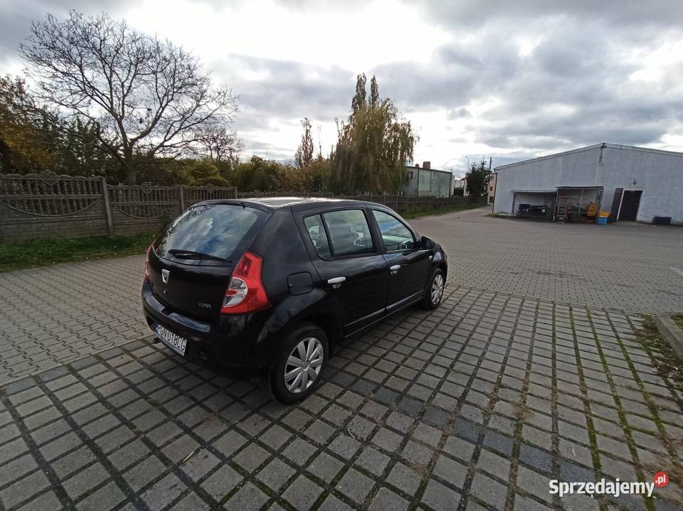 Sprzedam Dacie Sandero 2009r 14 mpi gaz Jeden elektrochrom. lusterka boczne sprzedam