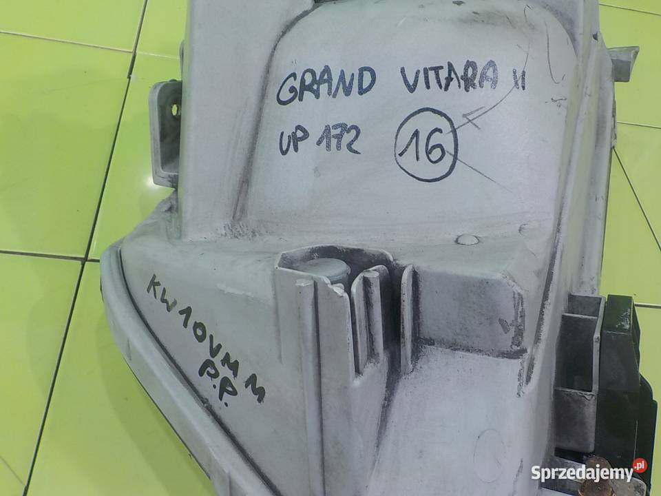 SUZUKI GRAND VITARA II LIFT 10r 5D lampa prawa