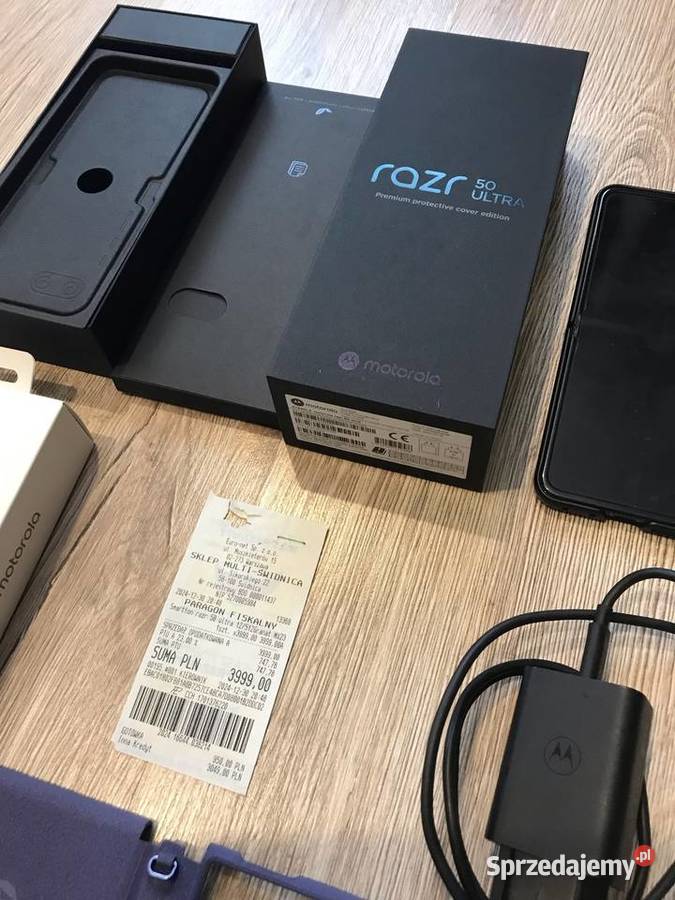 Motorola Razr 50 Ultra 12512 GB kompletny zestaw Wałbrzych