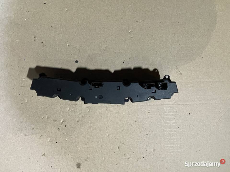 Panel przełączników konsoli 2208218258 mercedes zachodniopomorskie sprzedam