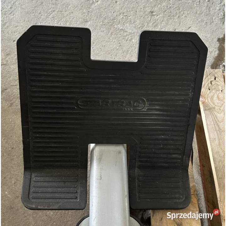 Maszyna dwufunkcyjna na brzuch i plecy Wałcz