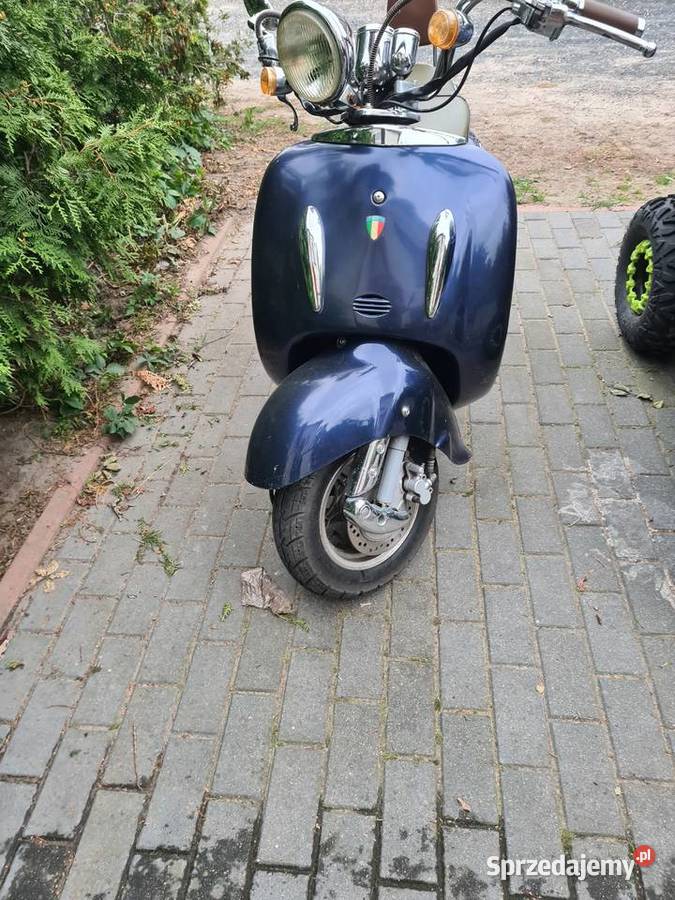 Sprzedam skuter retro Sadlno sprzedam