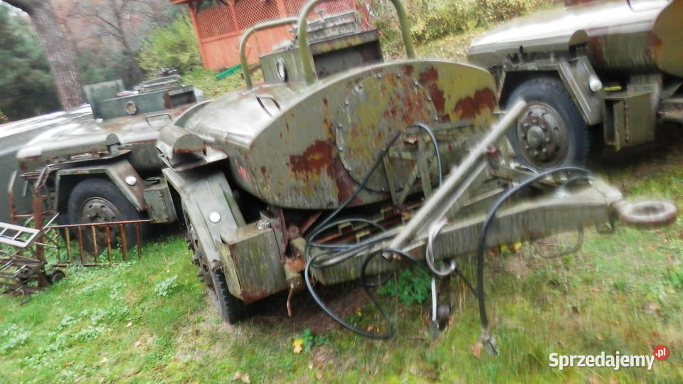 przyczepa wojskowa 1 osiowa skrzyniowa cysterna mazowieckie Warszawa