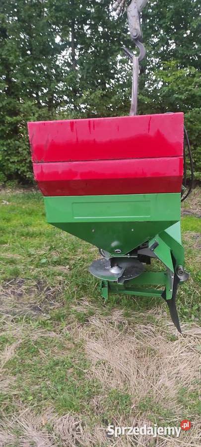 Rozsiewacz MX 850 Wiązów