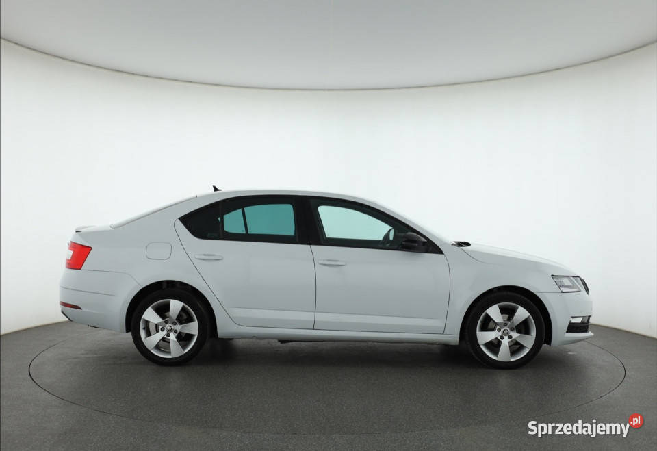 Skoda Octavia 16 TDI gniazdo USB Piaseczno sprzedam