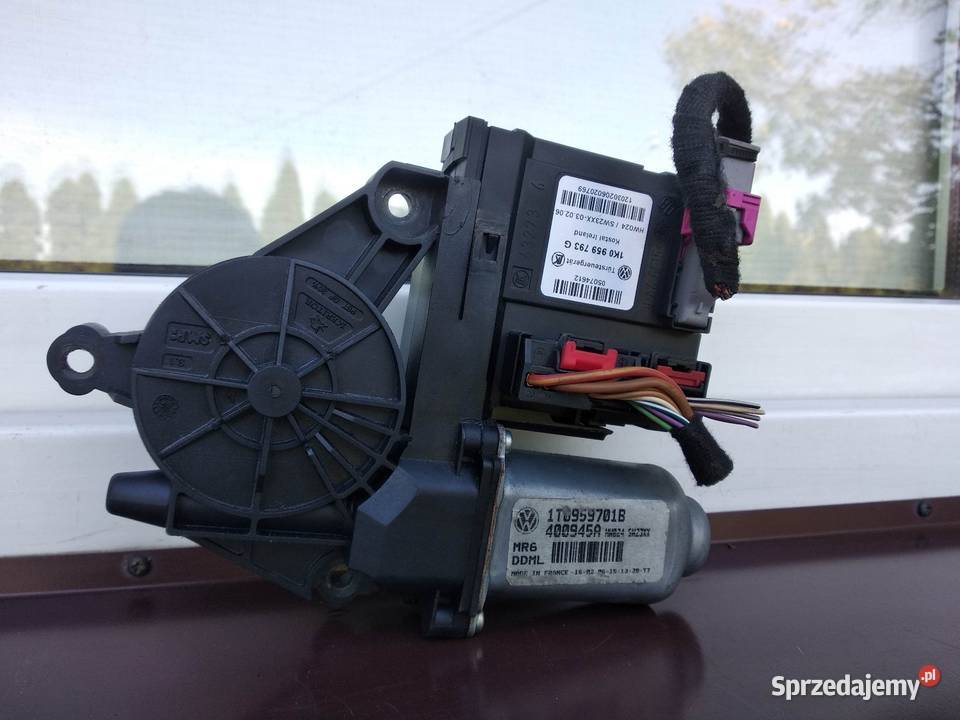 VW Touran 1T0 Octavia silniczek podnoszenia Motoryzacja Sieradz