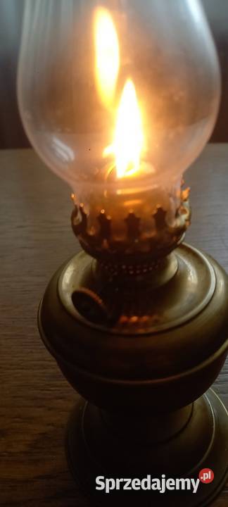 Mała mosiężna lampka naftowa sprawna Skierniewice