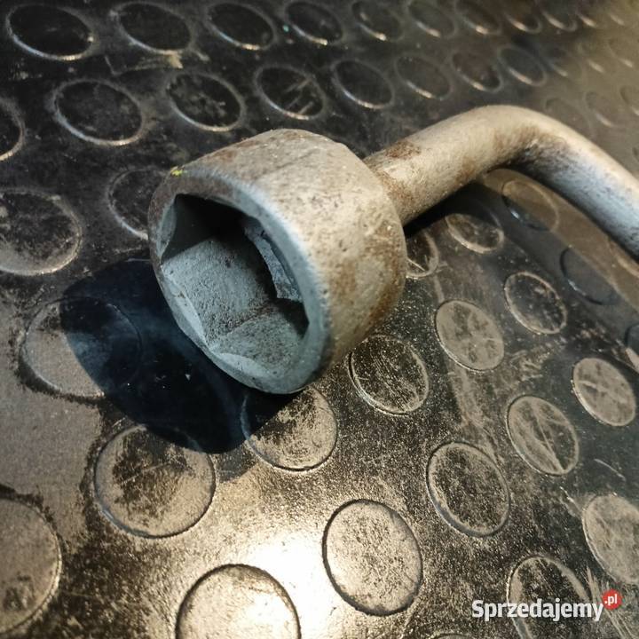 Klucz korbowy 30 36 37 mm masywny hutniczy nie podkarpackie