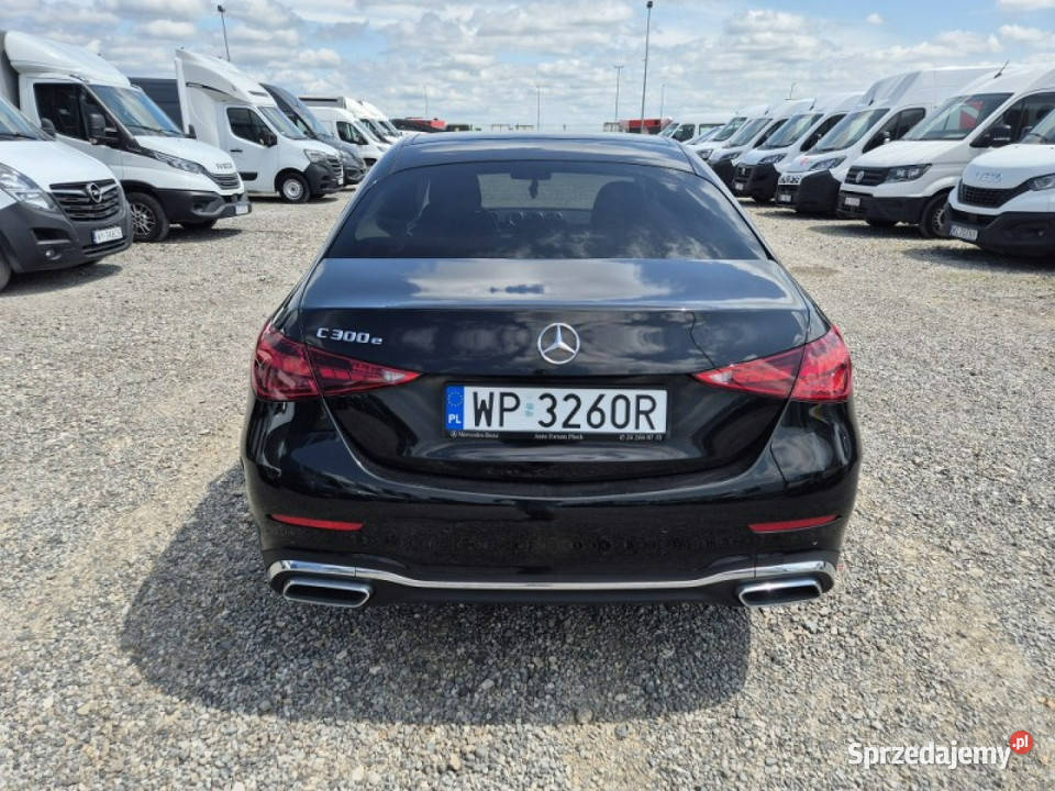 Mercedes C 300 W206 2021 204KM Komorniki