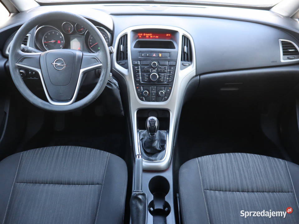 Opel Astra 14 16V Rok produkcji 2010 Katowice