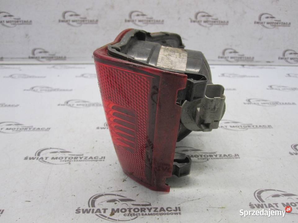 CITROEN C3 PICASSO 12r lampa prawa tył w klapę