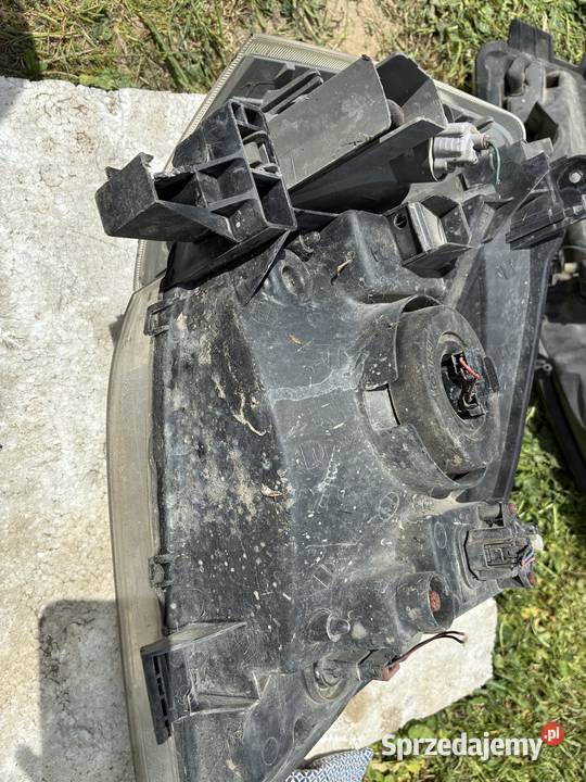 Lampa Lewa Przód Nissan XTrail