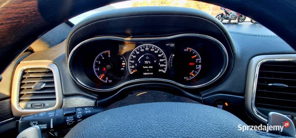 Jeep grand cherokee wk2 sprowadzony Skarżysko-Kamienna sprzedam