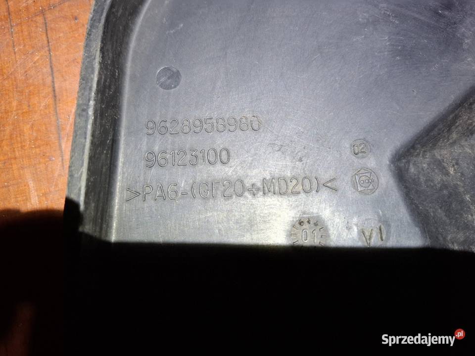 Osłona obudowa rozrządu Peugeot Citroen 20 HDI Rok produkcji 2001 Przyborów