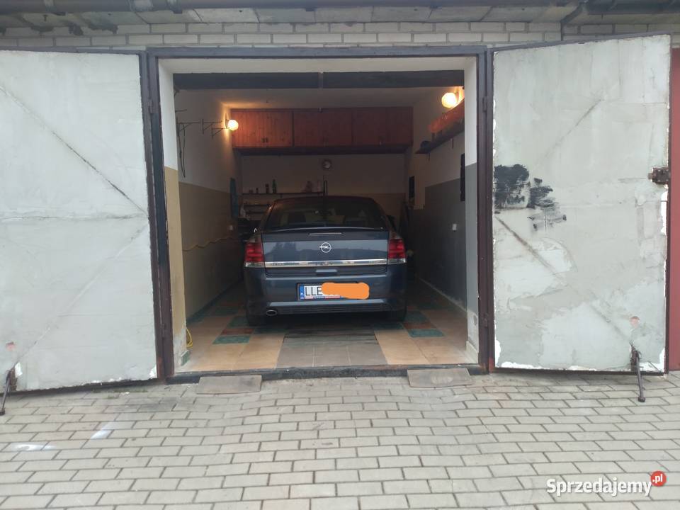 Sprzedam garaż Łęczna 2500zł/m2