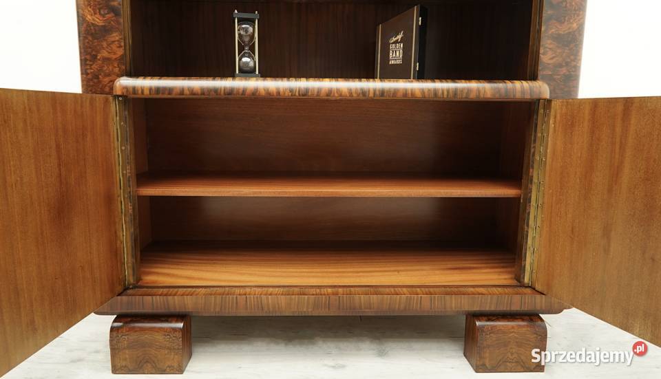 Biblioteka z lat 30tych w stylu art deco Jerka