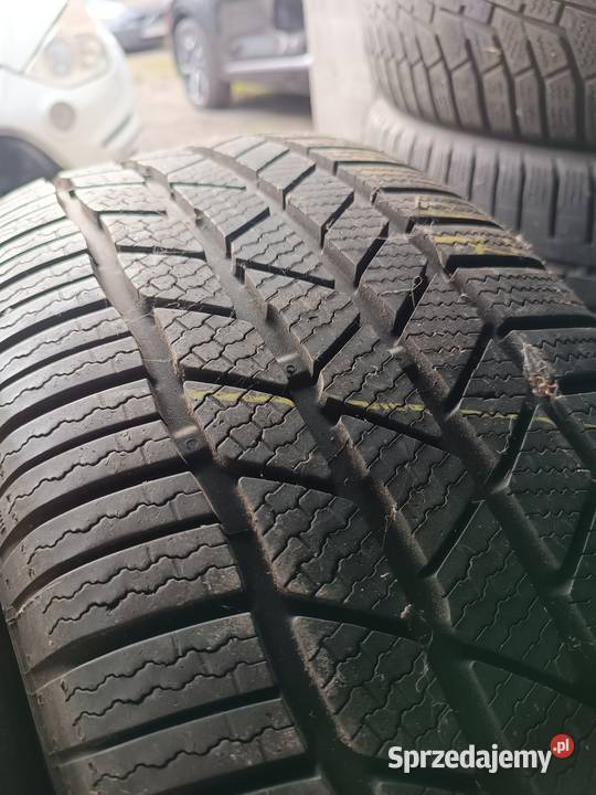 23555R17 Continental Samochodowe