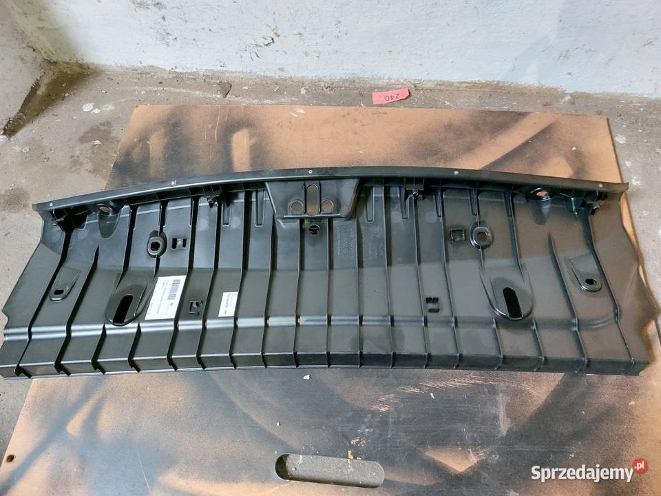 Listwa bagażnika BMW Praszka