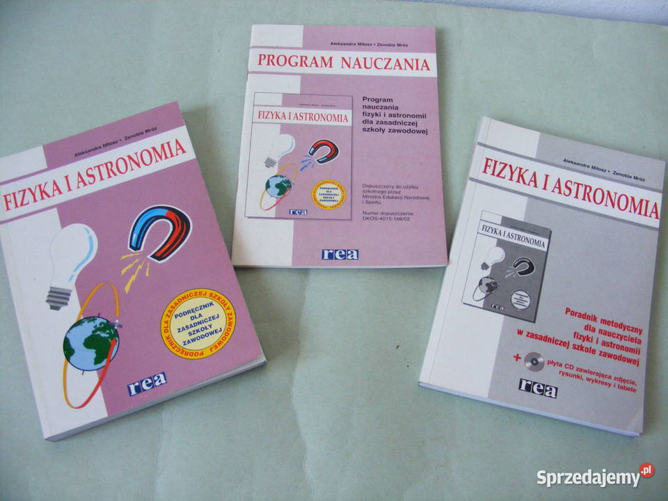 Fizyka i astronomia Podręcznik Poradnik + płyta CD + Program