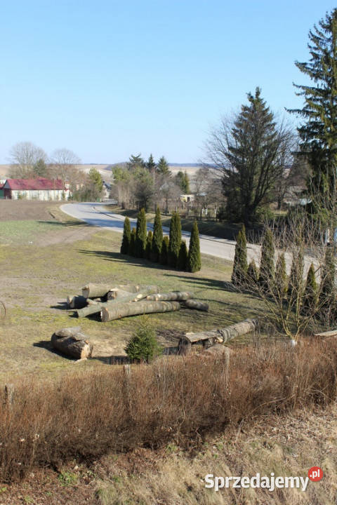 Sprzedam segment budynku z osobnym wejściem Liczba pokoi 10 Hulcze sprzedam