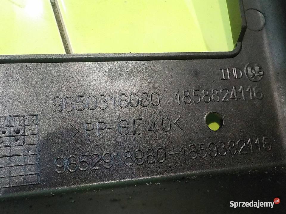 PEUGEOT 5008 I 10r 5D pas przedni obudowa Pasy przednie i tylne sprzedam