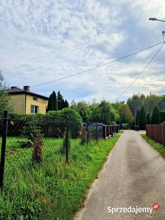 Działka budowlana pod lasem 30 na 70m