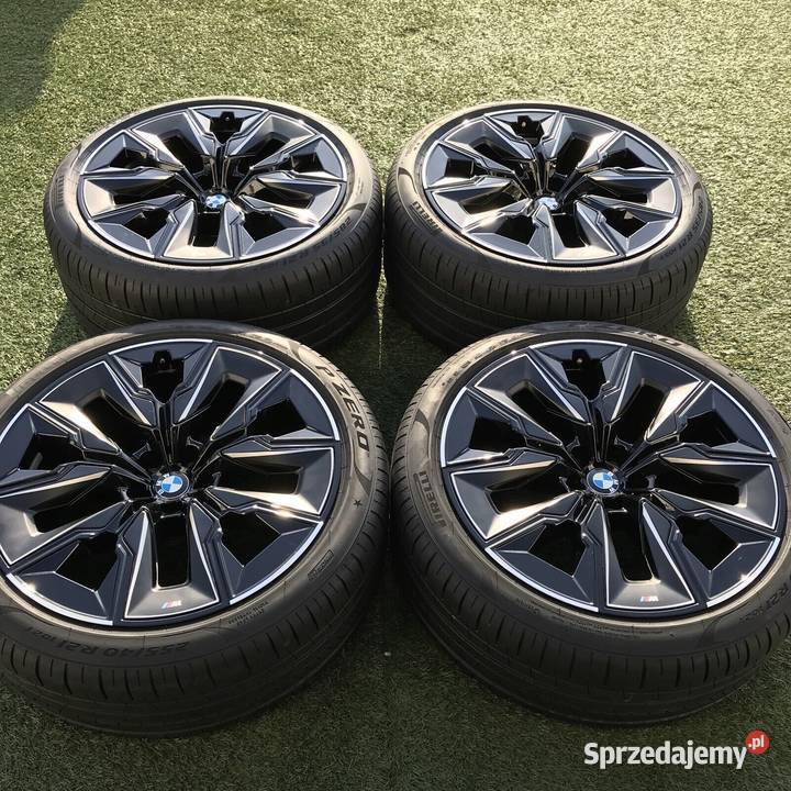 SET 21 BMW M i7 G70 M909 Lublin