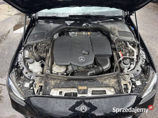 MERCEDESBENZ C 220 D 2022 199300 ccm 200 Klasa C Warszawa