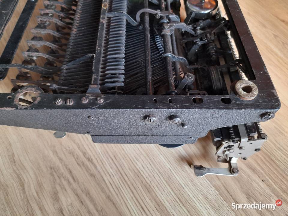 Stara niemiecka maszyna do pisania ERIKA Katowice sprzedam