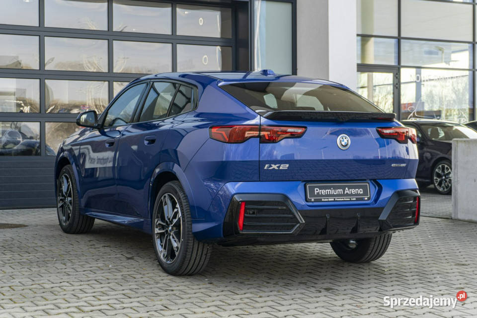 BMW iX2 iX2 eDrive20 z ratą 950 netto czujnik zmierzchu łódzkie Łódź sprzedam