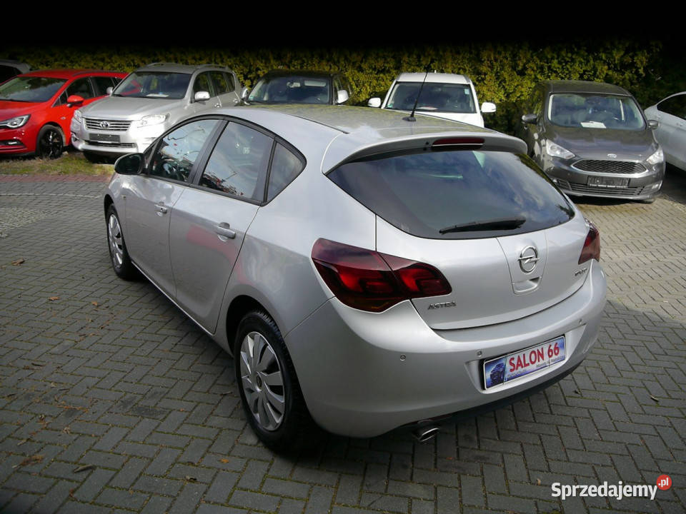 Opel Astra 14t Xenon Stan b 100bezwypadkowy z 1364cm3 Częstochowa sprzedam