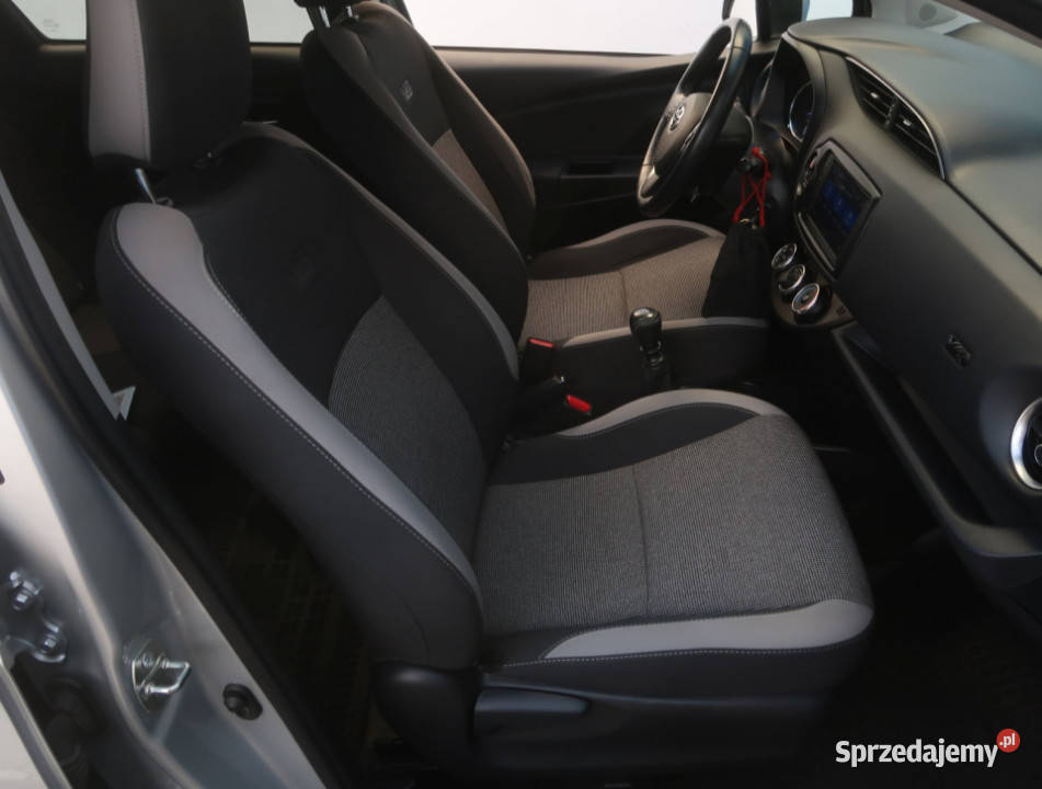 Toyota Yaris 15 Dual VVTi Yaris Łódź