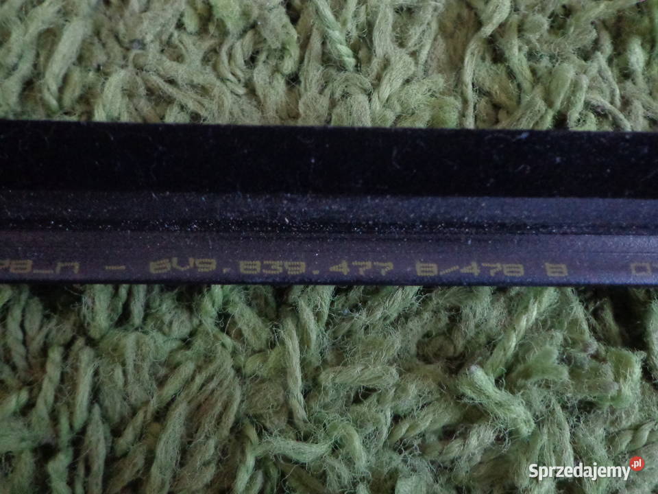 Skoda fabia III listwa zgarniająca szyby lewa sprzedam