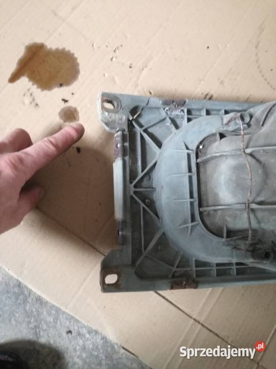 Reflektor lampa prawa Mercedes w123 2 seria bosh osobowe Kosarzew-Stróża