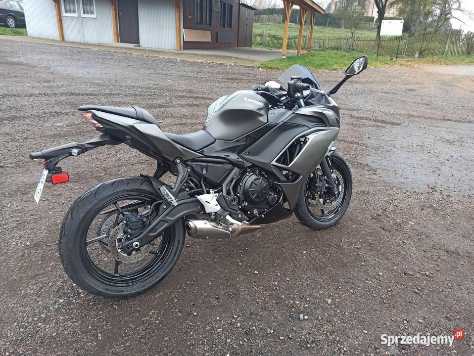 Kawasaki Ninja 650 EX 2023 3800 ABS KTRC